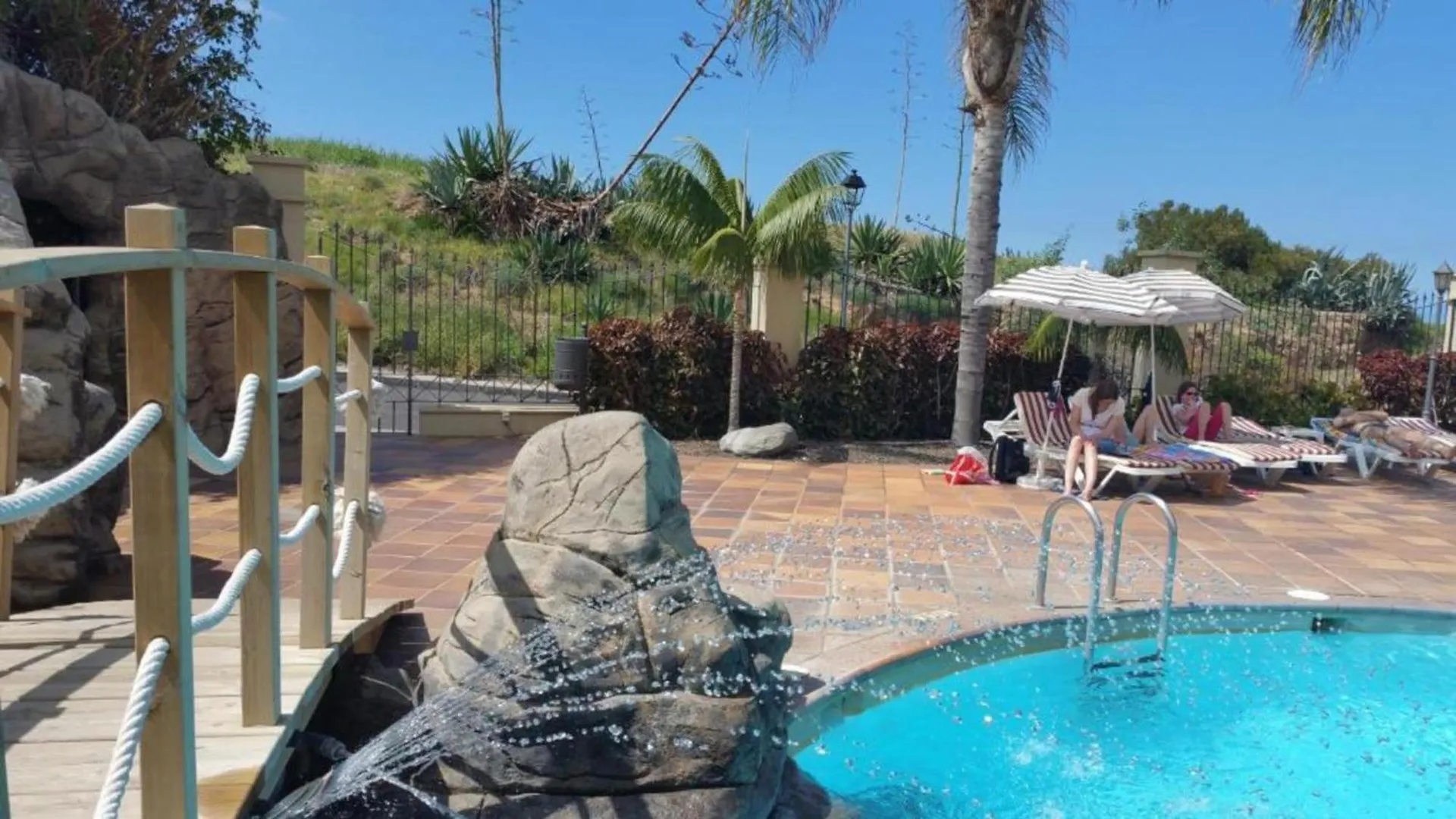 Apartamento En Acantilado Con Terraza Y Vistas Inolvidables Al Mar Los Realejos